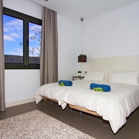 Luxury Los Mojones Villa Short Walk To Old Town Private Heated Pool Villa Los Mojones Angie Puerto Del Carmen Tias Bagian luar foto